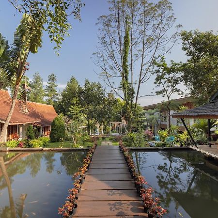 The Village Resort Bogor Exterior foto