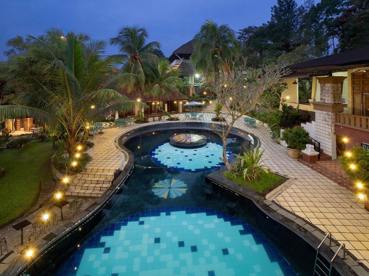 The Village Resort Bogor Exterior foto