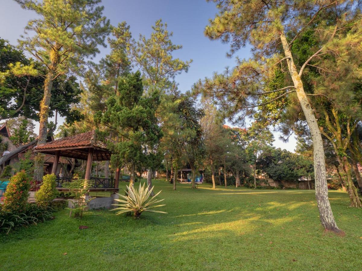 The Village Resort Bogor Exterior foto