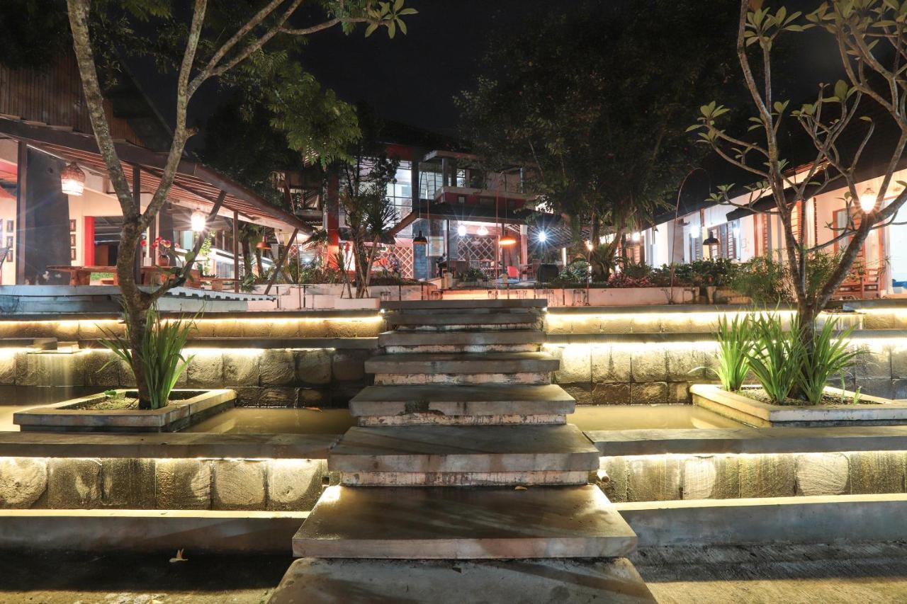 The Village Resort Bogor Exterior foto